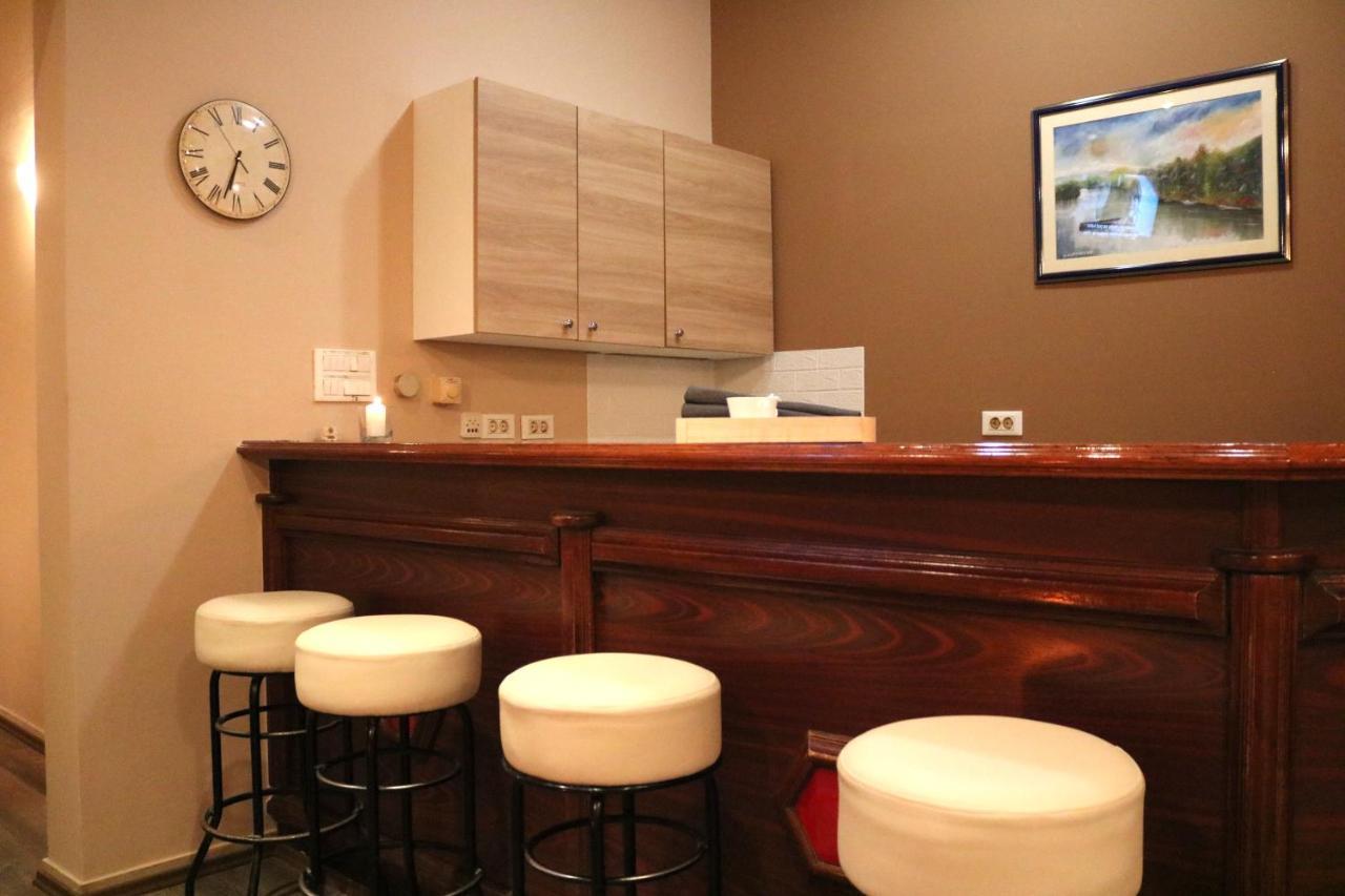 Guest House Studio Apartman Marina - With Jacuzzi, Free Parking, Pet Friendly Karlovac Luaran gambar