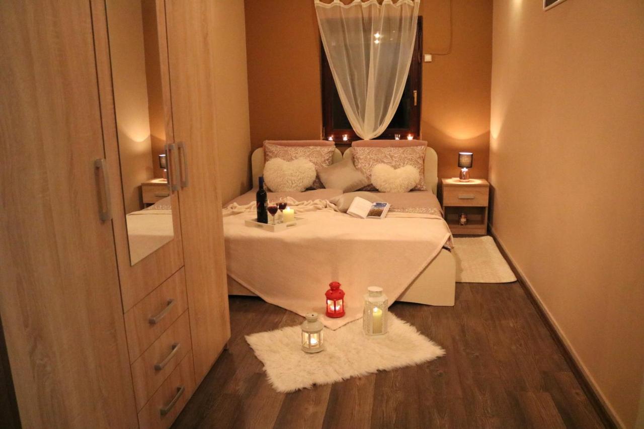 Guest House Studio Apartman Marina - With Jacuzzi, Free Parking, Pet Friendly Karlovac Luaran gambar