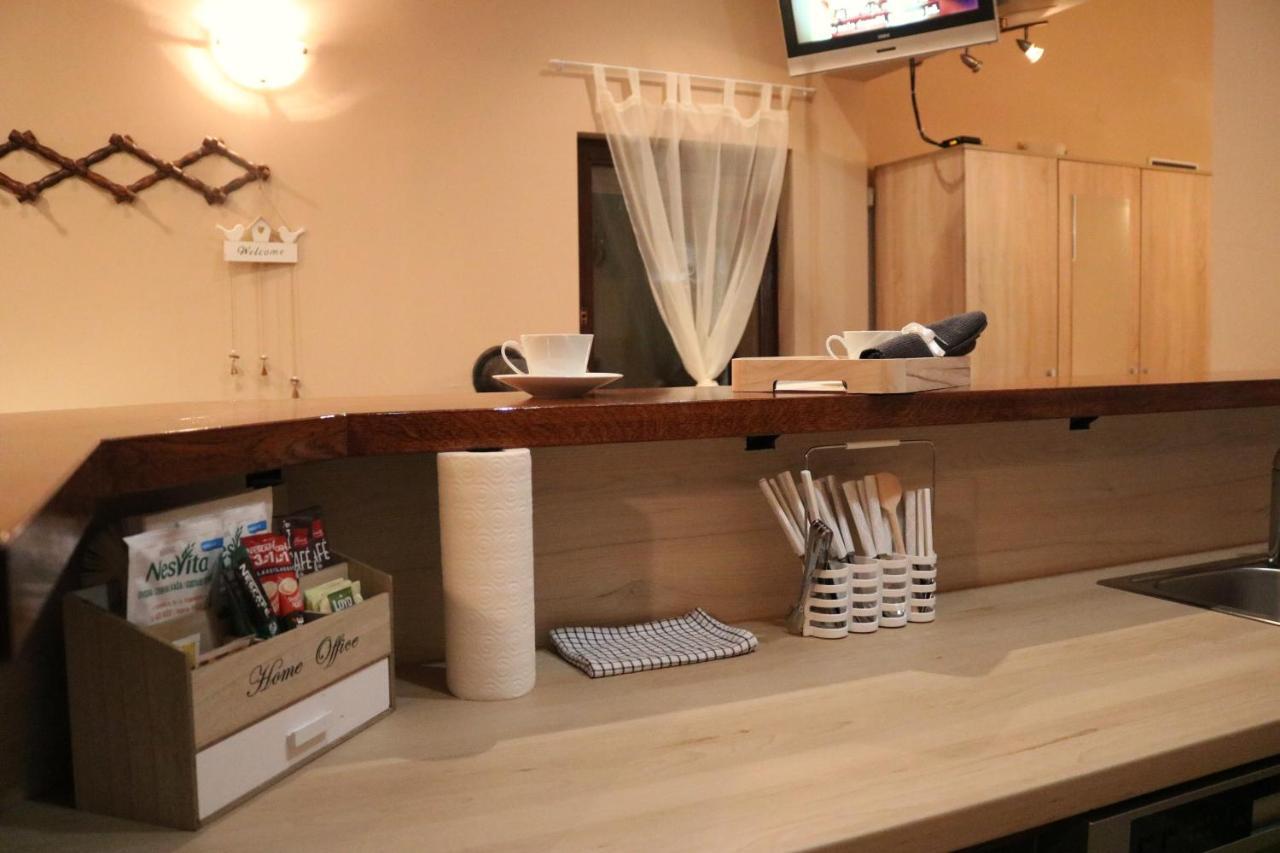 Guest House Studio Apartman Marina - With Jacuzzi, Free Parking, Pet Friendly Karlovac Luaran gambar