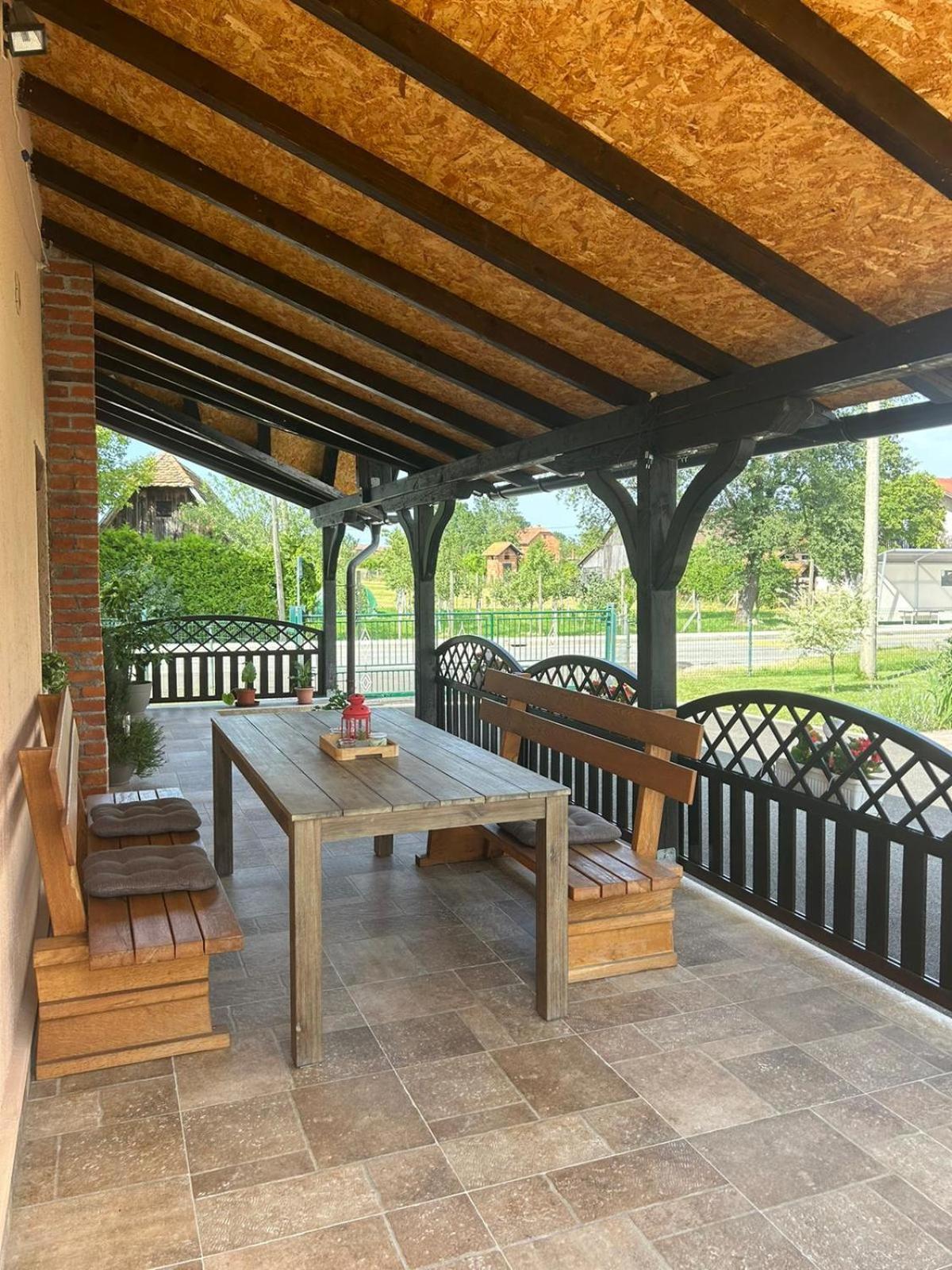 Guest House Studio Apartman Marina - With Jacuzzi, Free Parking, Pet Friendly Karlovac Luaran gambar