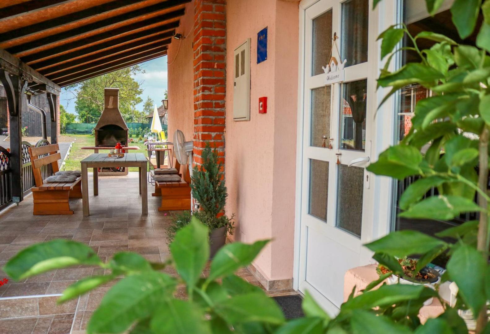 Guest House Studio Apartman Marina - With Jacuzzi, Free Parking, Pet Friendly Karlovac Luaran gambar